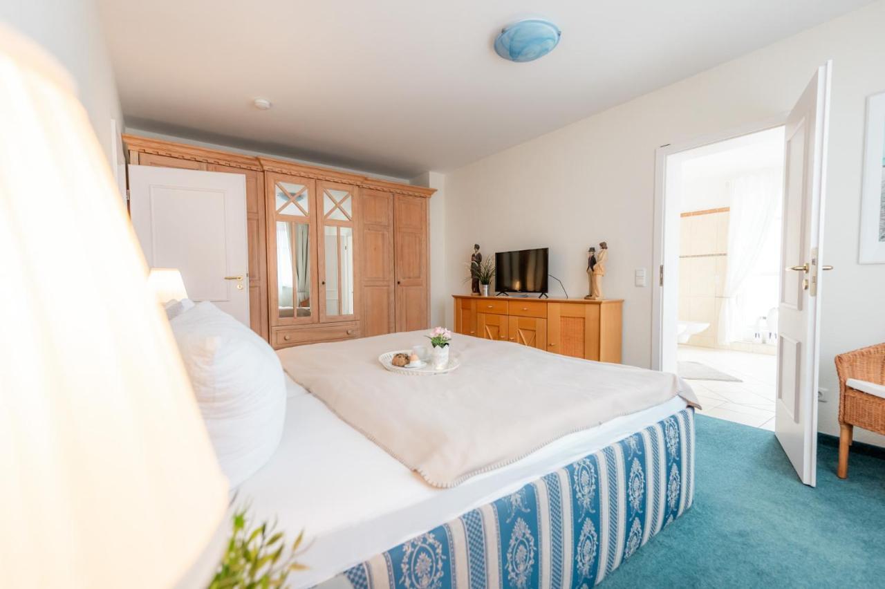 Villa Duene Mit Grosser Sonnenterrasse, Kamin, Wlan Und Tiefgarage Fuer 2-4 Personen Ostseebad Kühlungsborn Exterior foto